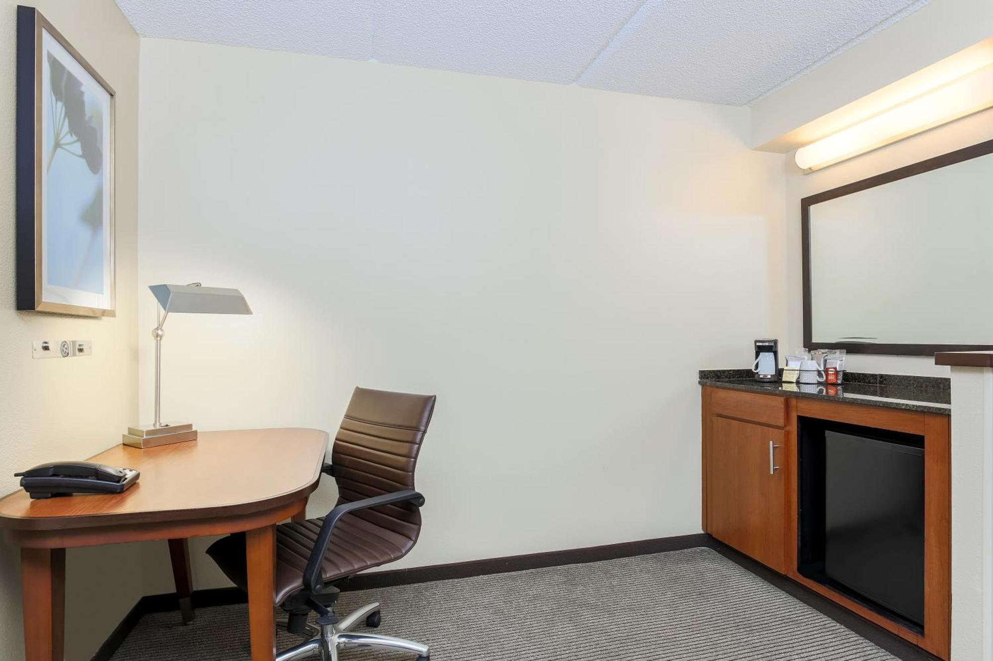 Hyatt Place Dallas/Grapevine Rum bild